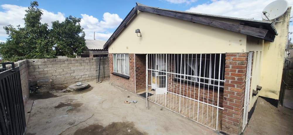 QUICK SALE | UNIT O, CHITUNGWIZA